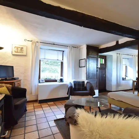 Dom wakacyjny Quaint Holiday In Belgium With Private Garden *
